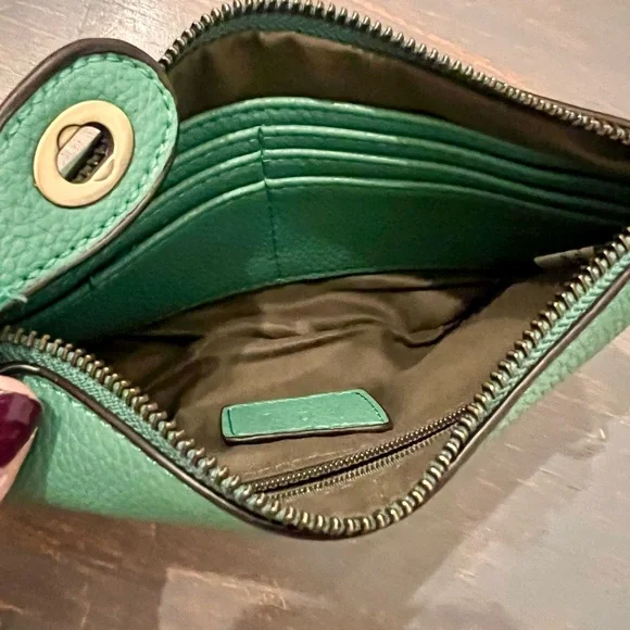 Joy Susan kelly green mini wristlet clutch - Picture 3 of 5